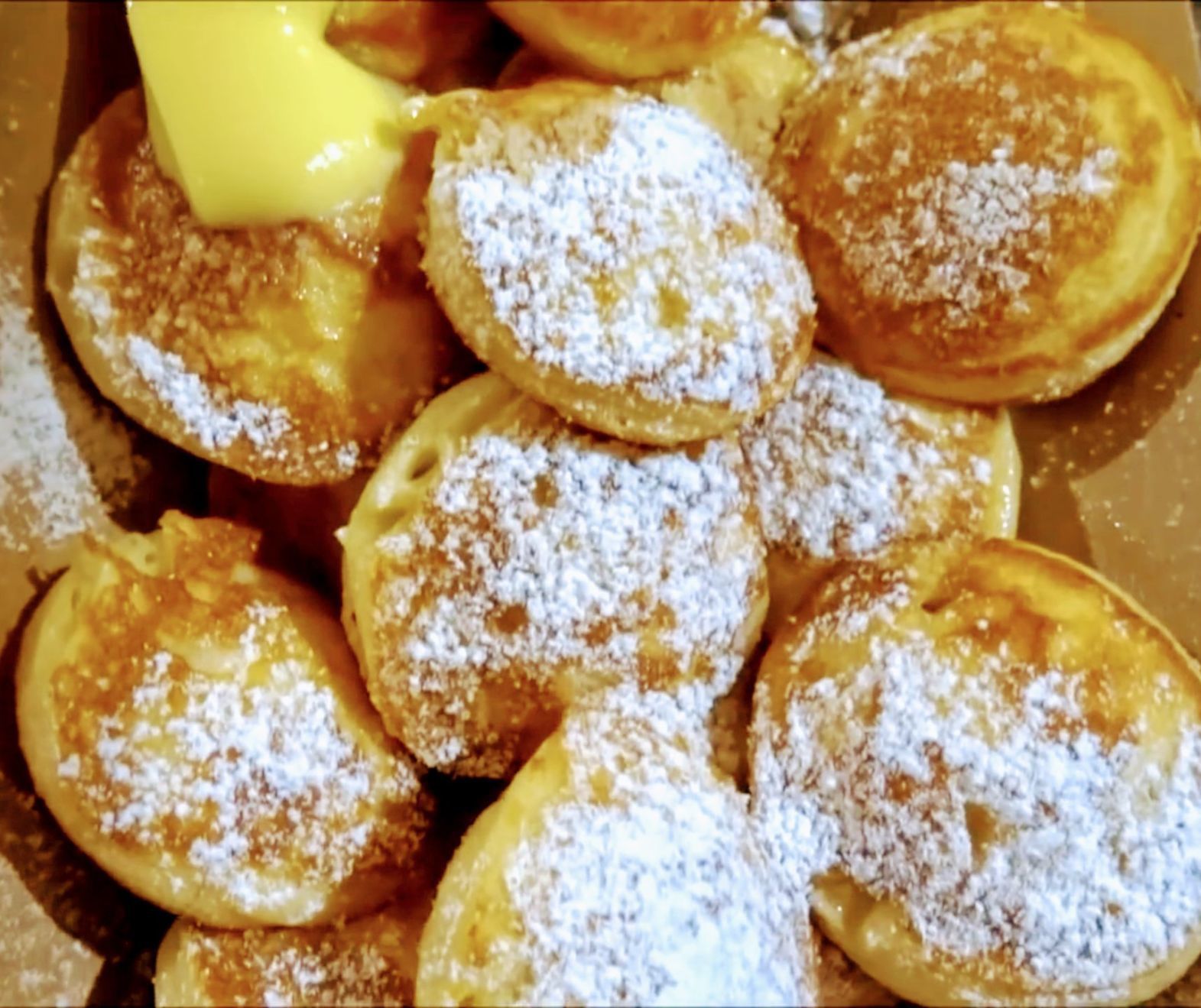 Returning food - DUTCH MINI-PANCAKE